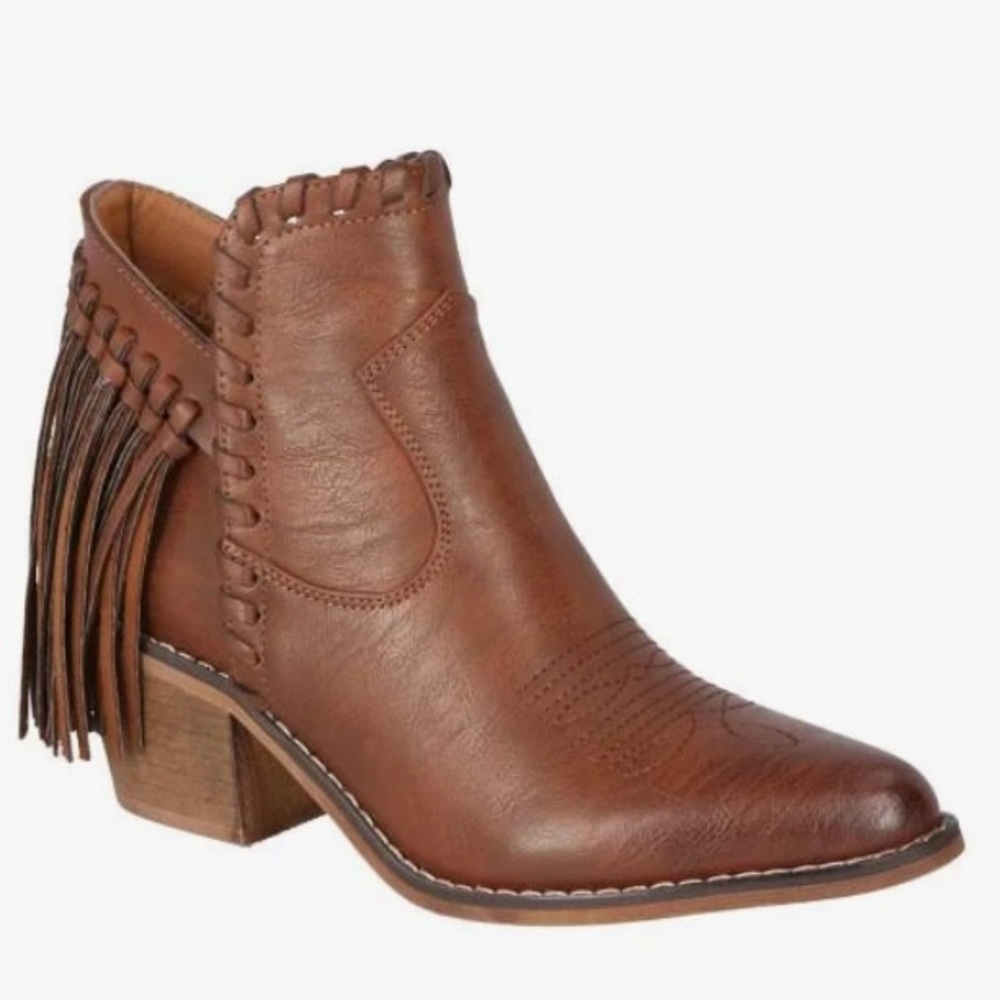 Natural Reflections Short Kaykee Tassel Western bootie with Box Size 7